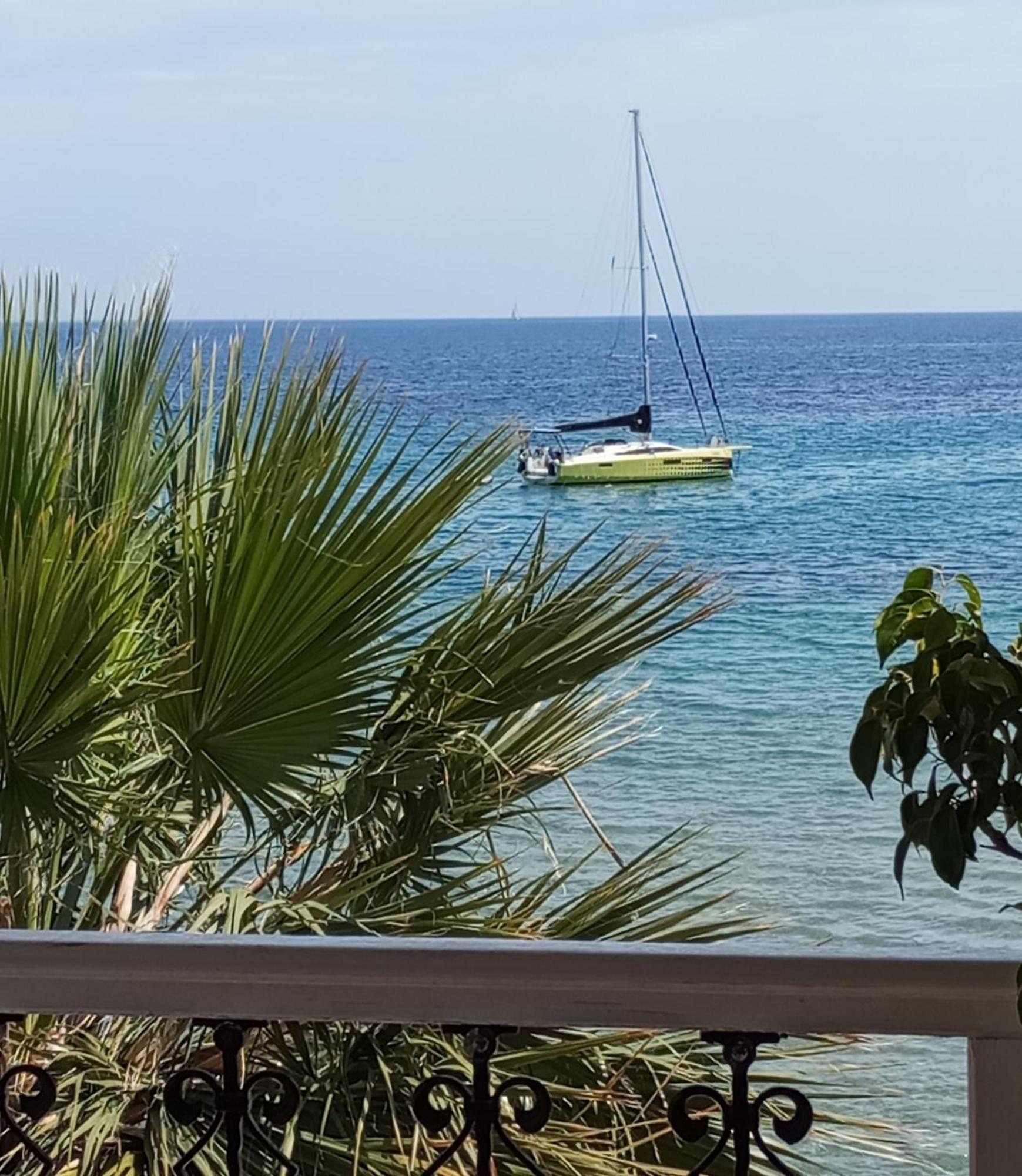 Svetlana & Michalis Oasis Hotel Agia Marina  Ngoại thất bức ảnh
